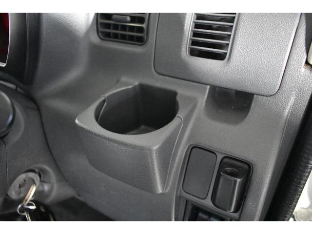 サンバーバン トランスポーター　フロントパワーウインドウ・パワステアリング・キーレス（17枚目）