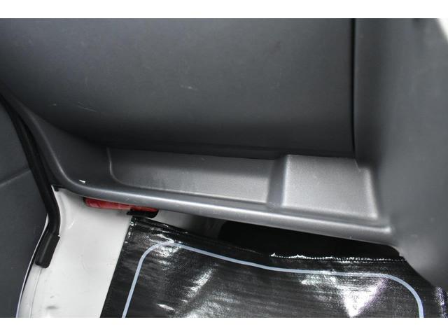 サンバーバン トランスポーター　フロントパワーウインドウ・パワステアリング・キーレス（22枚目）