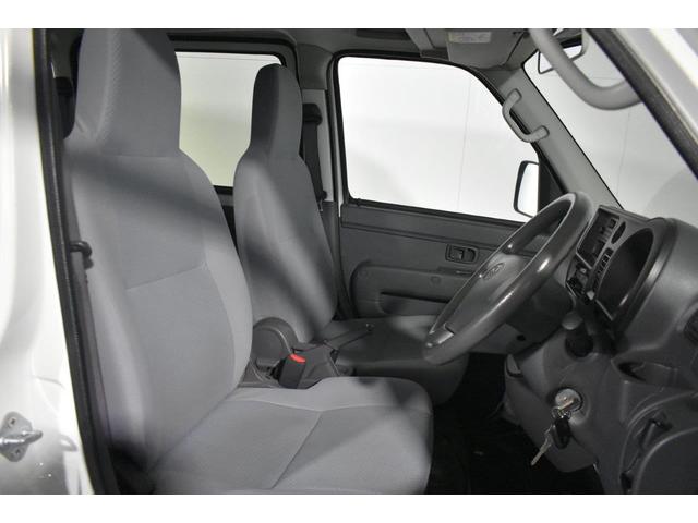 サンバーバン トランスポーター　フロントパワーウインドウ・パワステアリング・キーレス（26枚目）