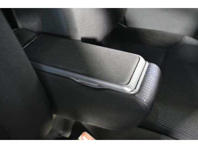 ���[�t���A�[�����X�g