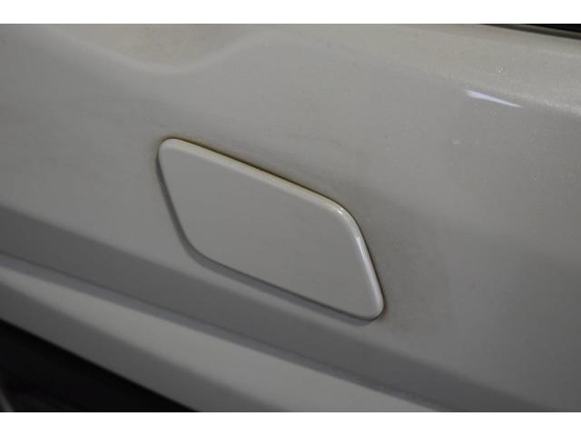 �w�b�g�����v�E�H�b�V���[�̓w�b�h�����v�i�w�b�h���C�g�j�̃����Y�J�o�[�ɕt�������D���A���Ȃǂ̉������t�Ő􂢗����A���E�̊m�ۂ▾�邳���ێ����邽�߂̑��u�ł��B