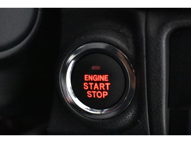 �X�}�[�g�L�[���o�b�O��|�P�b�g�ɓ��ꂽ�܂܁A�h�A�̃��b�N�E�A�����b�N�A�����ăG���W���̎n�����\�ł��B�������o����Ԃ��Ȃ��܂��B