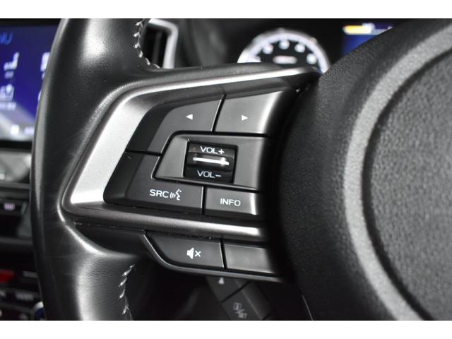 �^�]���Ɏ���n���h�����痣�����ƂȂ��C���t�H�e�C�������g�֘A�̑��삪�o���܂��B