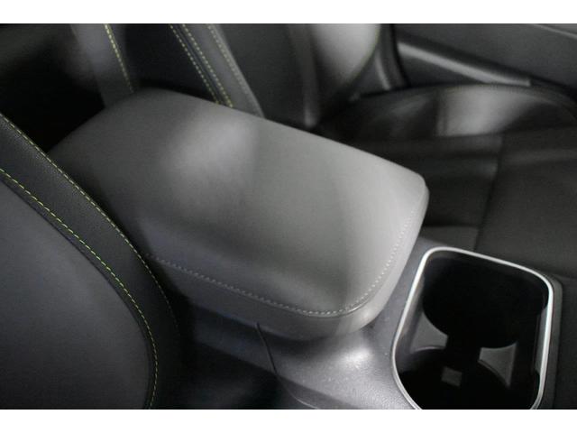 �A�[�����X�g����������Ă��܂��B�������h���C�u�ł̔�J���y�����A���K�������߂�������ʂ����܂��A�W���J����ƃR���\�[���{�b�N�X�ɂȂ��Ă���A�����⏑�ނȂǂ����[�ł��܂��B