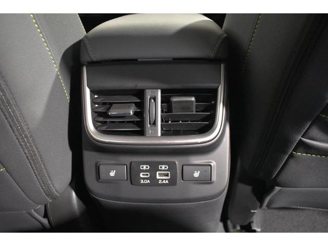 ���A���G�A�R�������o�����ƃV�[�g�q�[�^�[�E�t�r�a�d�����t���Ă��܂�