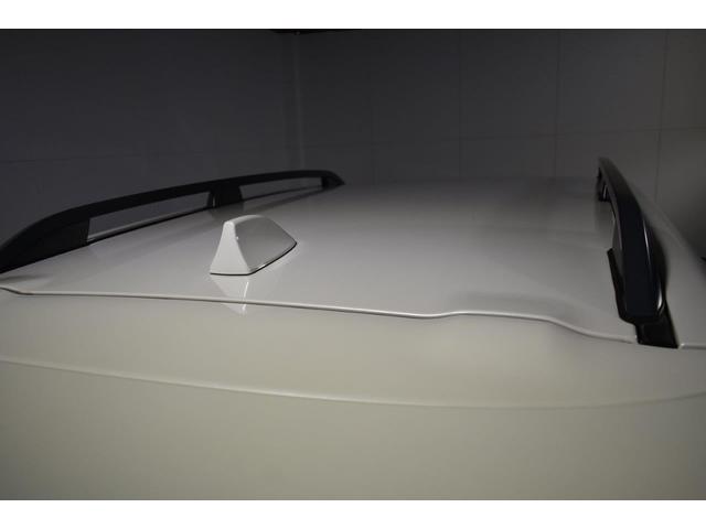 ���[�t���[������������Ă���ԗ��́A���܂��܂Ȑύڕ����ڂ��邽�߂̃x�[�X�L�����A�⃋�[�t�{�b�N�X�����t����ۂɕ֗��ł��B