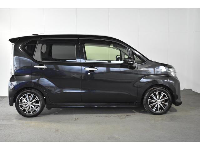 �L�X�Ƃ����K���X�G���A�ƗǍD�Ȏ��E�́A�^�]�̂��₷���ɍv�����Ă��܂��B