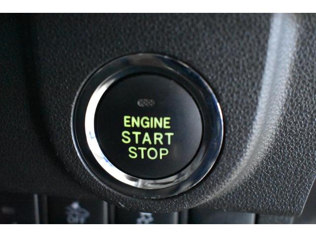 �X�}�[�g�L�[���o�b�O��|�P�b�g�ɓ��ꂽ�܂܁A�h�A�̃��b�N�E�A�����b�N�A�����ăG���W���̎n�����\�ł��B�������o����Ԃ��Ȃ��܂��B