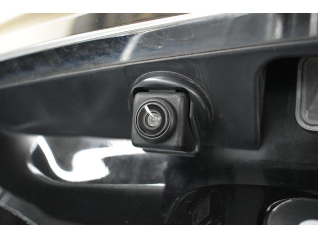 エクシーガクロスオーバー７ ２．５ｉ　ＥｙｅＳｉｇｈｔ　パドルシフト機能・３列シート・フロントシートヒーター・オート機能付きエアコン・アイサイトバージョン２（6枚目）