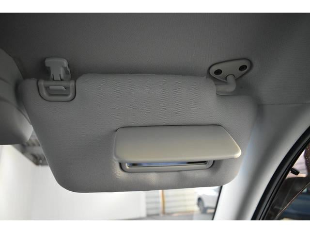 エクシーガクロスオーバー７ ２．５ｉ　ＥｙｅＳｉｇｈｔ　パドルシフト機能・３列シート・フロントシートヒーター・オート機能付きエアコン・アイサイトバージョン２（25枚目）