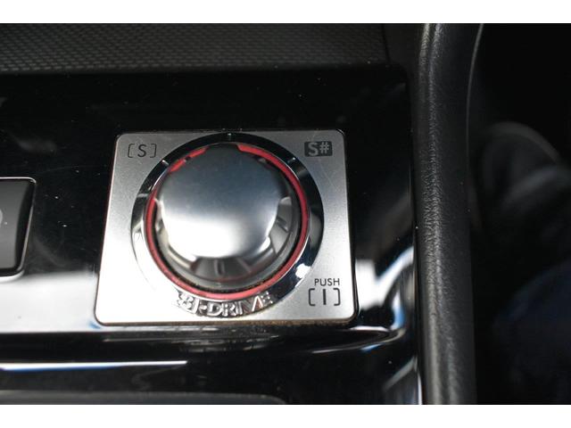 エクシーガクロスオーバー７ ２．５ｉ　ＥｙｅＳｉｇｈｔ　パドルシフト機能・３列シート・フロントシートヒーター・オート機能付きエアコン・アイサイトバージョン２（27枚目）