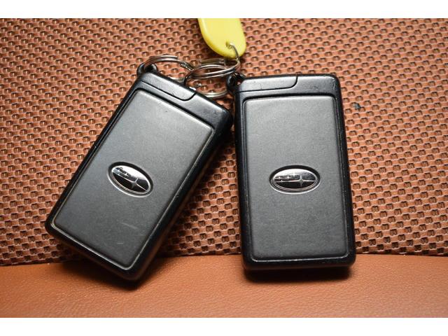 エクシーガクロスオーバー７ ２．５ｉ　ＥｙｅＳｉｇｈｔ　パドルシフト機能・３列シート・フロントシートヒーター・オート機能付きエアコン・アイサイトバージョン２（43枚目）