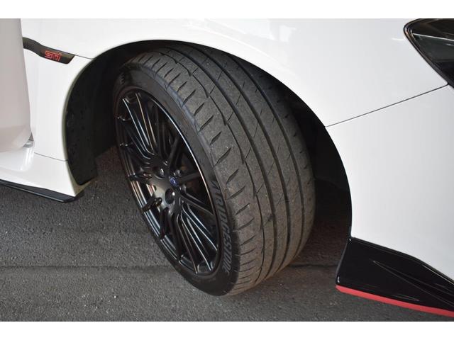 �����P�W�C���`�A���~�z�C���^�^�C���T�C�Y�͂Q�S�T�^�S�O�q�P�W�ł�