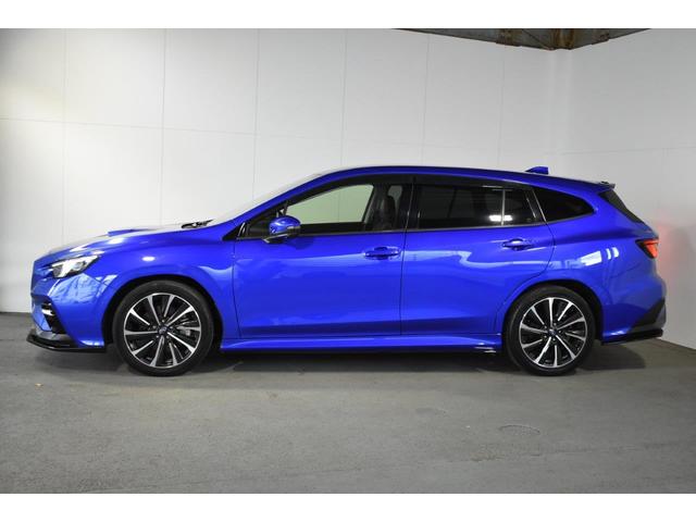 �r�ꂽ�H�ʂ�R�[�i�����O�Ȃǂ̑��s�󋵂ɍ��킹�ă_���p�[�̓������ʂɐ��䂷�邱�ƂŁA�ԑ̎p������Ɉ��肳���܂��B�h���C�u���[�h�Z���N�g���g���΁A�����͂̓�����I�Ԃ��Ƃ��ł��܂��B