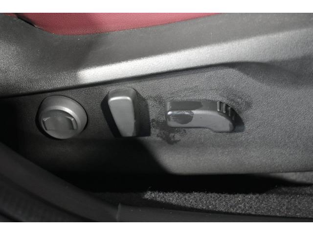 �P�O�E�F�C�p���[�V�[�g�i�O��X���C�h�A���N���C�j���O�A�V�[�g���t�^�[�A�O�`���g�j�B