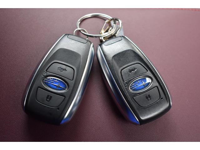 �X�}�[�g�L�[���g�т��Ă���΁A�h�A�n���h�������邾���Łi�܂��͓���̃X�C�b�`�����������Łj�A���̉����E�{�����\�ł��B�������o���K�v������܂���B