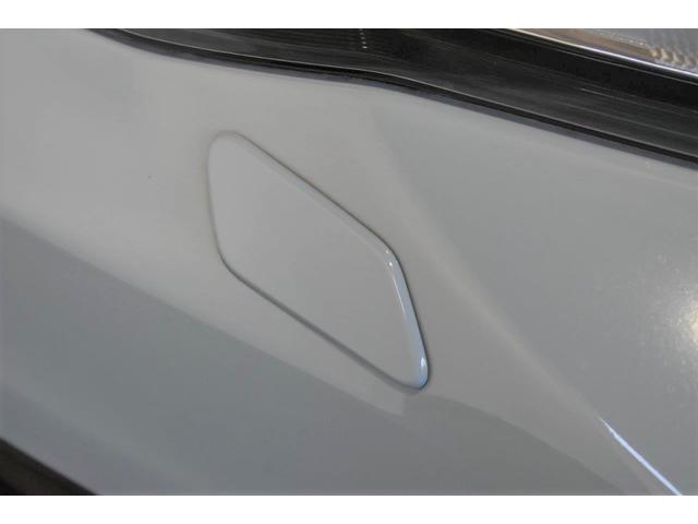 �w�b�g�����v�E�H�b�V���[�̓w�b�h�����v�i�w�b�h���C�g�j�̃����Y�J�o�[�ɕt�������D���A���Ȃǂ̉������t�Ő􂢗����A���E�̊m�ۂ▾�邳���ێ����邽�߂̑��u�ł��B