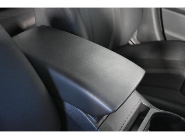 �A�[�����X�g����������Ă��܂��B�������h���C�u�ł̔�J���y�����A���K�������߂�������ʂ����܂��A�W���J����ƃR���\�[���{�b�N�X�ɂȂ��Ă���A�����⏑�ނȂǂ����[�ł��܂��B