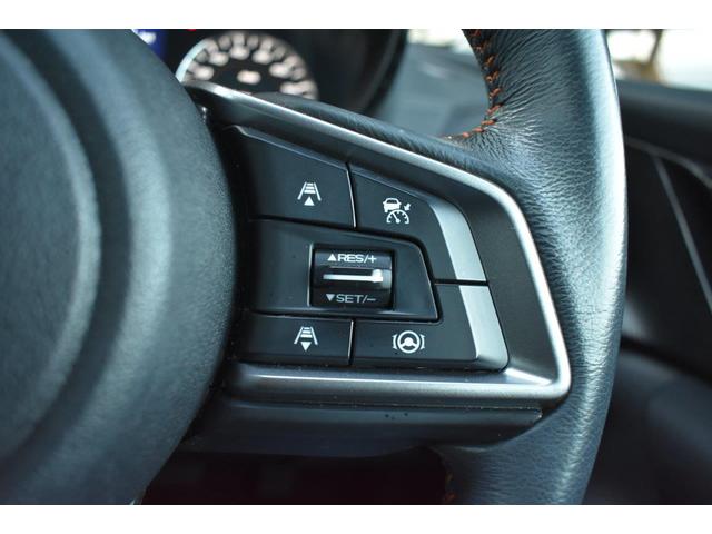 �^�]���Ɏ���n���h�����痣�����ƂȂ��^�]�x���@�\�⑖�s���[�h�̐؂�ւ��֘A�̑��삪�ł��܂��B