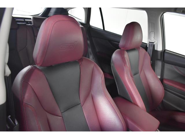 �{���h�[�ƃu���b�N�̑g�ݍ��킹�������I�Ȑ�p�{�v�V�[�g���̗p����A�㎿���X�|�[�e�B�[�Ȏ�����Ԃ����o���Ă��܂��B