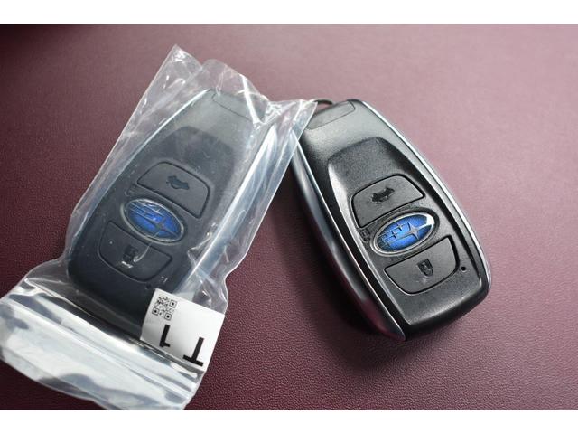 �X�}�[�g�L�[���g�т��Ă���΁A�h�A�n���h�������邾���Łi�܂��͓���̃X�C�b�`�����������Łj�A���̉����E�{�����\�ł��B�������o���K�v������܂���B