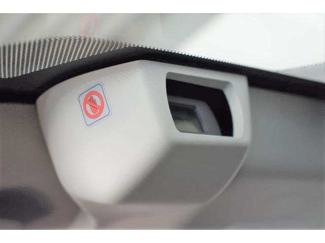 ���E�Q�̃J�����őO���̑Ώە��܂ł̋�����`��A�ړ����x�𑪂�܂��B�l�Ԃ����ڂŉ��ߊ��𑨂���̂Ɠ����d�g�݂ł��B