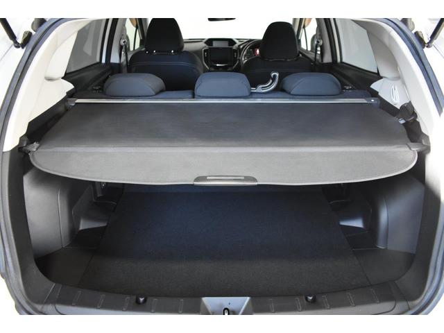 �h�A�~���[�J�����^�]�Ȃ���ł͊m�F���ɂ����ԗ��̍��O����A�^���̎��p���f���o���܂�