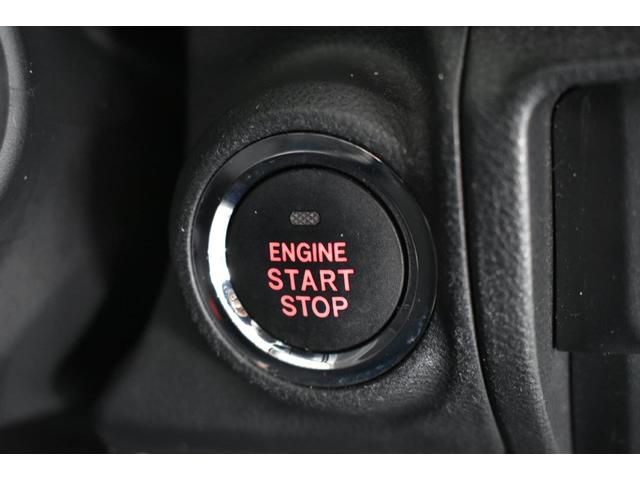 �X�}�[�g�L�[���o�b�O��|�P�b�g�ɓ��ꂽ�܂܁A�h�A�̃��b�N�E�A�����b�N�A�����ăG���W���̎n�����\�ł��B�������o����Ԃ��Ȃ��܂��B