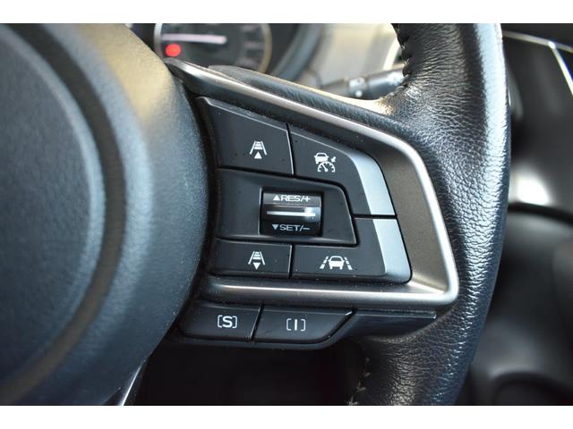 �^�]���Ɏ���n���h�����痣�����ƂȂ��^�]�x���@�\�⑖�s���[�h�̐؂�ւ��֘A�̑��삪�ł��܂��B