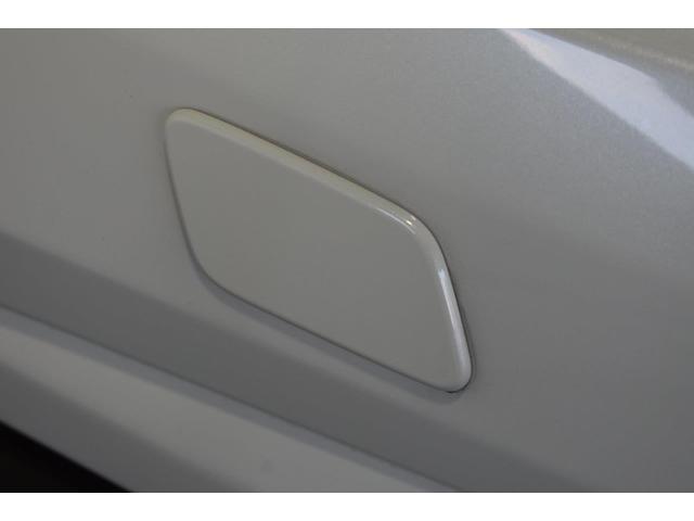 �w�b�g�����v�E�H�b�V���[�̓w�b�h�����v�i�w�b�h���C�g�j�̃����Y�J�o�[�ɕt�������D���A���Ȃǂ̉������t�Ő􂢗����A���E�̊m�ۂ▾�邳���ێ����邽�߂̑��u�ł��B