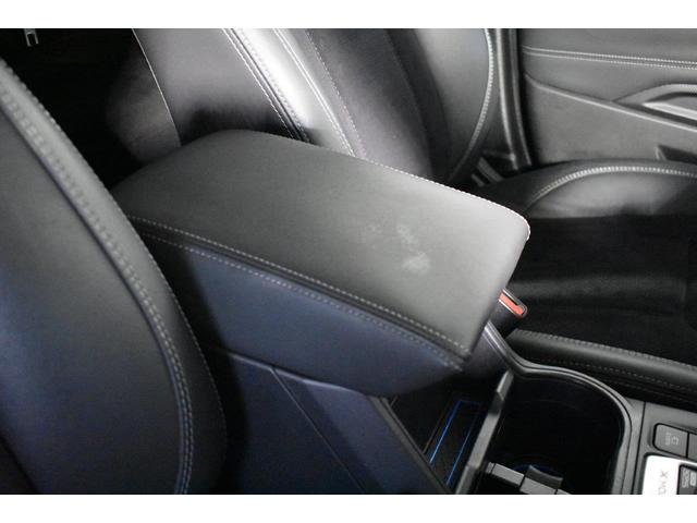 �A�[�����X�g����������Ă��܂��B�������h���C�u�ł̔�J���y�����A���K�������߂�������ʂ����܂��A�W���J����ƃR���\�[���{�b�N�X�ɂȂ��Ă���A�����⏑�ނȂǂ����[�ł��܂��B