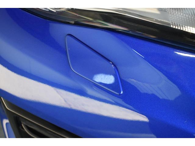 �w�b�g�����v�E�H�b�V���[�̓w�b�h�����v�i�w�b�h���C�g�j�̃����Y�J�o�[�ɕt�������D���A���Ȃǂ̉������t�Ő􂢗����A���E�̊m�ۂ▾�邳���ێ����邽�߂̑��u�ł��B