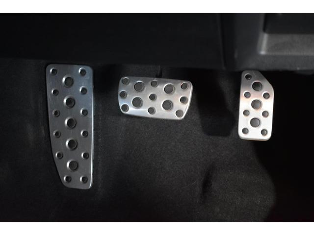 �A���~�y�_���́A�C���e���A�̎��������߁A�������X�|�[�e�B�ɉ��o����A�C�e���ł��B�@�\�ʂł̓y�_�����쐫�����コ����_��������܂��B