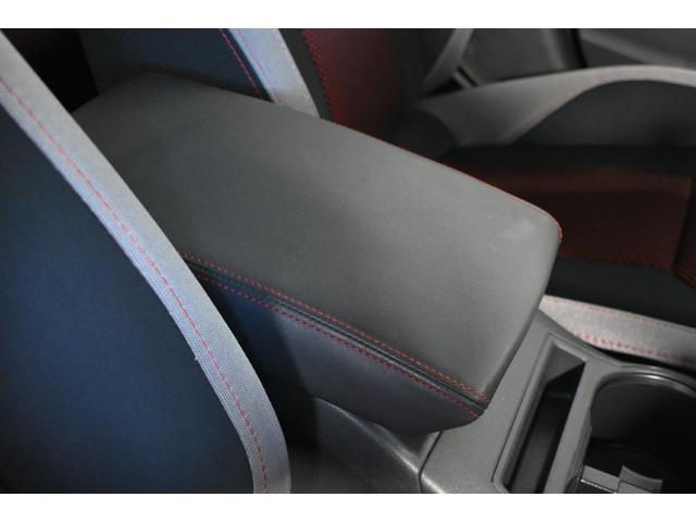 �A�[�����X�g����������Ă��܂��B�������h���C�u�ł̔�J���y�����A���K�������߂�������ʂ����܂��A�W���J����ƃR���\�[���{�b�N�X�ɂȂ��Ă���A�����⏑�ނȂǂ����[�ł��܂��B