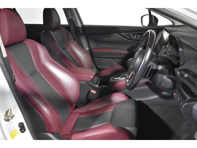 �{���h�[�ƃu���b�N�̑g�ݍ��킹�������I�Ȑ�p�{�v�V�[�g���̗p����A�㎿���X�|�[�e�B�[�Ȏ�����Ԃ����o���Ă��܂��B