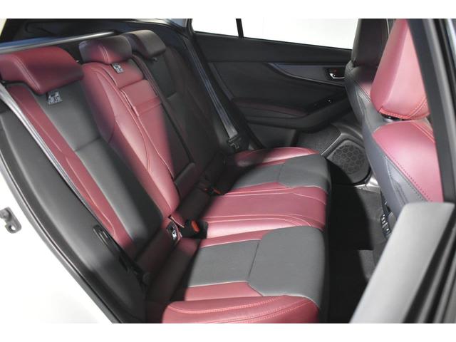 ��l�Q�l���������ƍ����X�y�[�X���m�ۂ���Ă��܂��B������ԁi���b�O���[���j����r�I�L���A�������ړ��ł����ɂ����݌v�ł��B