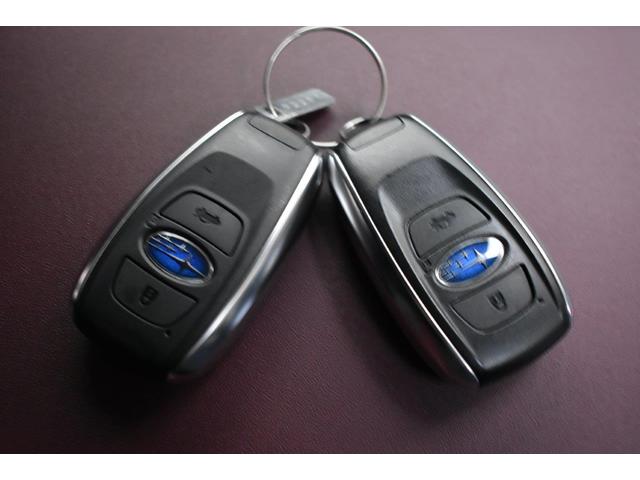 �X�}�[�g�L�[���g�т��Ă���΁A�h�A�n���h�������邾���Łi�܂��͓���̃X�C�b�`�����������Łj�A���̉����E�{�����\�ł��B�������o���K�v������܂���B