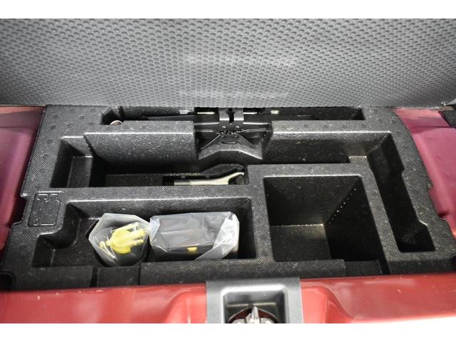 �T�u�g�����N�t�ł��̂Ő�ԓ����H��̎��[�ɕ֗��ł��B