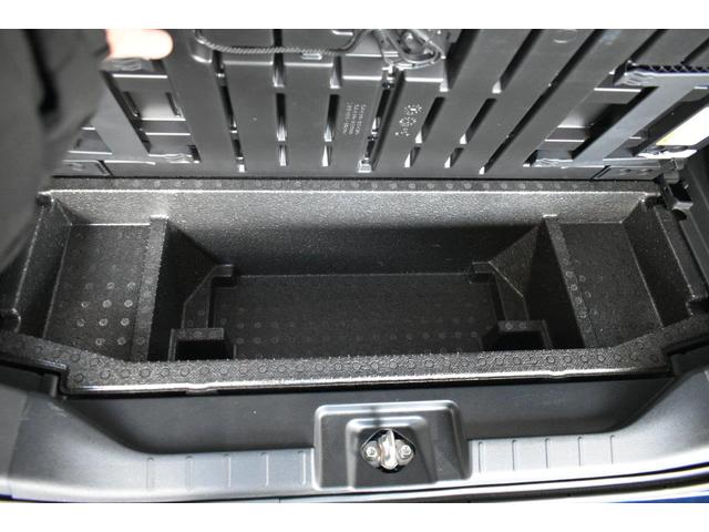 ���A�T�u�g�����N�͏��i���Q�b�W�{�[�h�j�������グ��ƌ����A��܂�H��A�ً}�p�i�Ȃǂ��B���Ď��[�ł���֗��ȋ@�\�ł��B