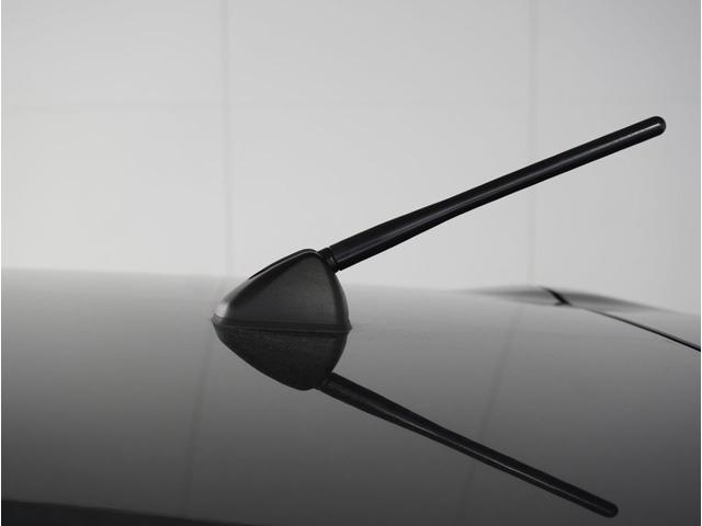 ＸＶ １．６ｉ－Ｌ　ＥｙｅＳｉｇｈｔ　フロントカメラ・左サイドカメラ・オートエアコン・パドルシフト機能・１７インチアルミホイール（19枚目）