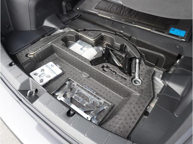 ＸＶ １．６ｉ－Ｌ　ＥｙｅＳｉｇｈｔ　フロントカメラ・左サイドカメラ・オートエアコン・パドルシフト機能・１７インチアルミホイール（29枚目）