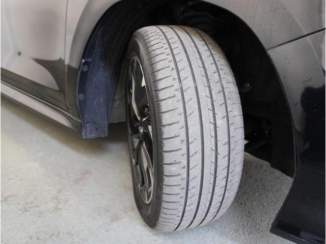 レヴォーグ GT EX EyeSight X搭載車 フロントカメラ・左サイドカメラ・オートエアコン・パドルシフト機能・17インチアルミホイール(17枚目)