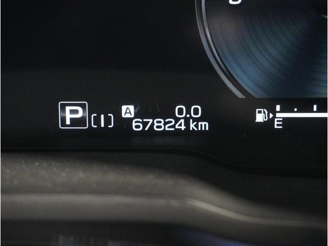 レヴォーグ GT EX EyeSight X搭載車 フロントカメラ・左サイドカメラ・オートエアコン・パドルシフト機能・17インチアルミホイール(25枚目)