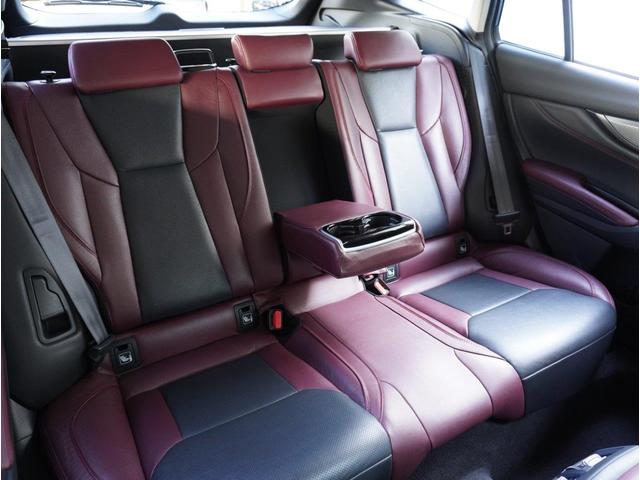 レヴォーグ ＳＴＩ　Ｓｐｏｒｔ　ＥｙｅＳｉｇｈｔ搭載車　フロントカメラ・左サイドカメラ・レザーシート・オートエアコン・パドルシフト機能・電動リヤゲート・１８インチアルミホイール（49枚目）