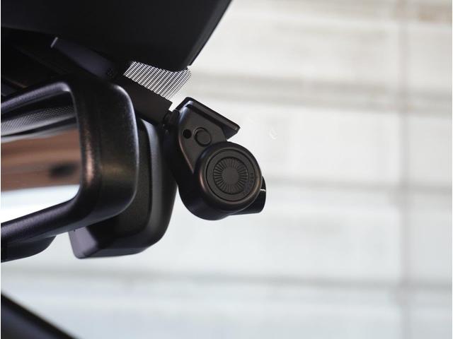 レヴォーグ ＳＴＩ　Ｓｐｏｒｔ　ＥｙｅＳｉｇｈｔ搭載車　フロントカメラ・左サイドカメラ・レザーシート・オートエアコン・パドルシフト機能・電動リヤゲート・１８インチアルミホイール（59枚目）