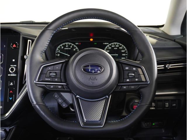 �L�X�Ƃ����K���X�G���A�ƗǍD�Ȏ��E�́A�^�]�̂��₷���ɍv�����Ă��܂��B