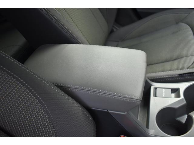 �t���A�[�R���\�[���a�n�w�@�\���ȗe�ʂ��m�ۂ���ƂƂ��ɁA�A�[�����X�g�Ƃ��Ă��g���鑽�@�\�I�ȃR���\�[���a�n�w�ł��B