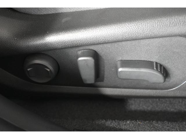 ���ʂƑO�[���̍����A�O��ʒu�A�w������p�x�̒�����d���ōs���܂��B���i�K�ōׂ����������邽�߁A�̊i�ɍ��킹���K�؂ȃ|�W�V�����ɐݒ�ł��܂��B�^�]�Ȃ̓����o�[�T�|�[�g�������\�ł�