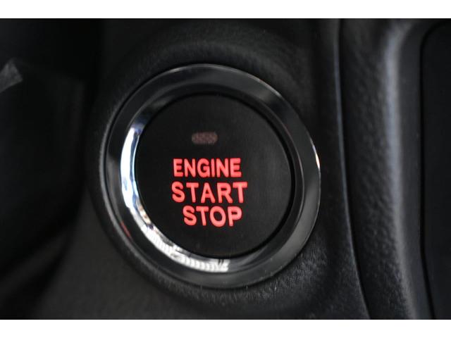 インプレッサ ＳＴ　フロントカメラ・両サイドカメラ・デジタルマルチビューモニター・オート機能付エアコン・パドルシフト機能・フロントシートヒーター・ステアリングヒーター・１７インチアルミホイール（27枚目）