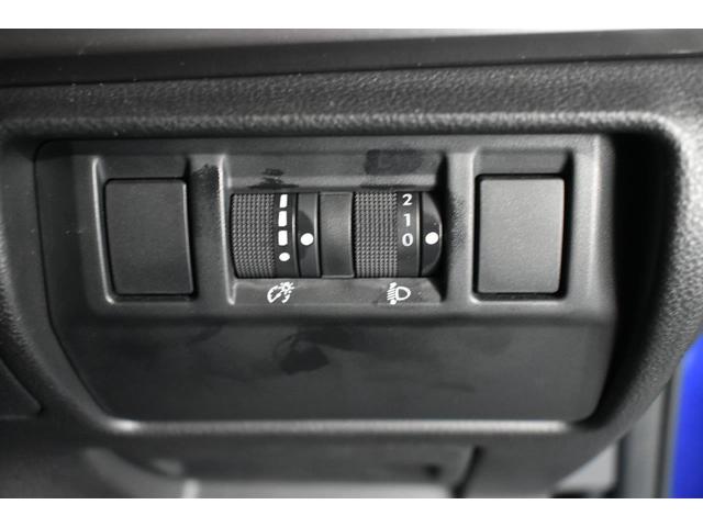 インプレッサ ＳＴ　フロントカメラ・両サイドカメラ・デジタルマルチビューモニター・オート機能付エアコン・パドルシフト機能・フロントシートヒーター・ステアリングヒーター・１７インチアルミホイール（28枚目）